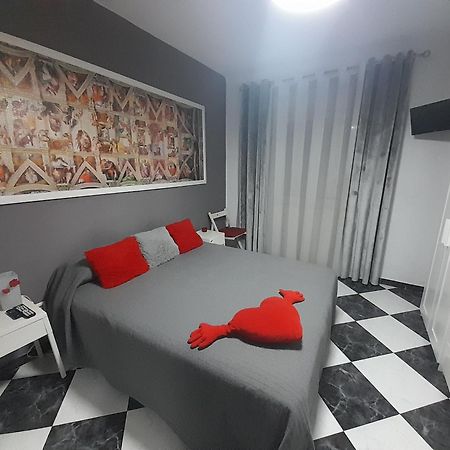 Ferienwohnung A 50 Metros De La Playa Cádiz Exterior foto